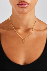 15mm Micro Angel Wing Necklace - Gold