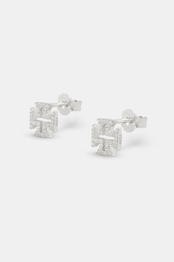 Iced Cross Motif Outline Stud Earrings - 8mm