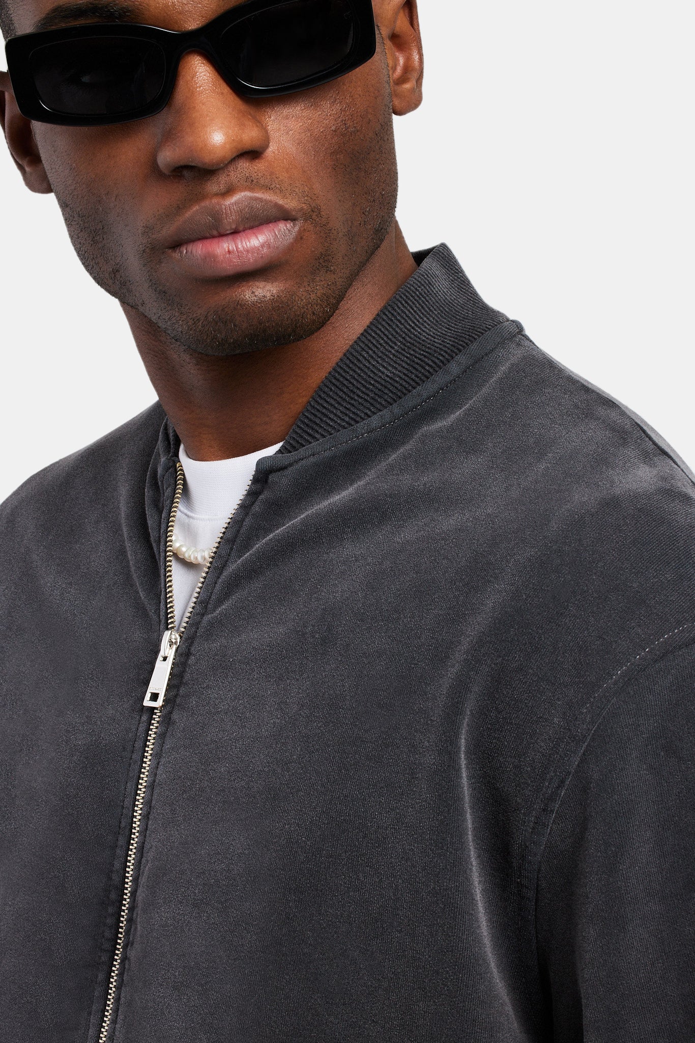 Bomber jacket with zipper on fashion sleeve