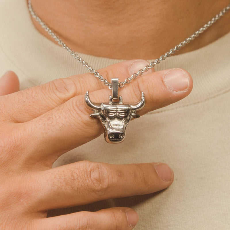 Bull Pendant - White Gold - Cernucci